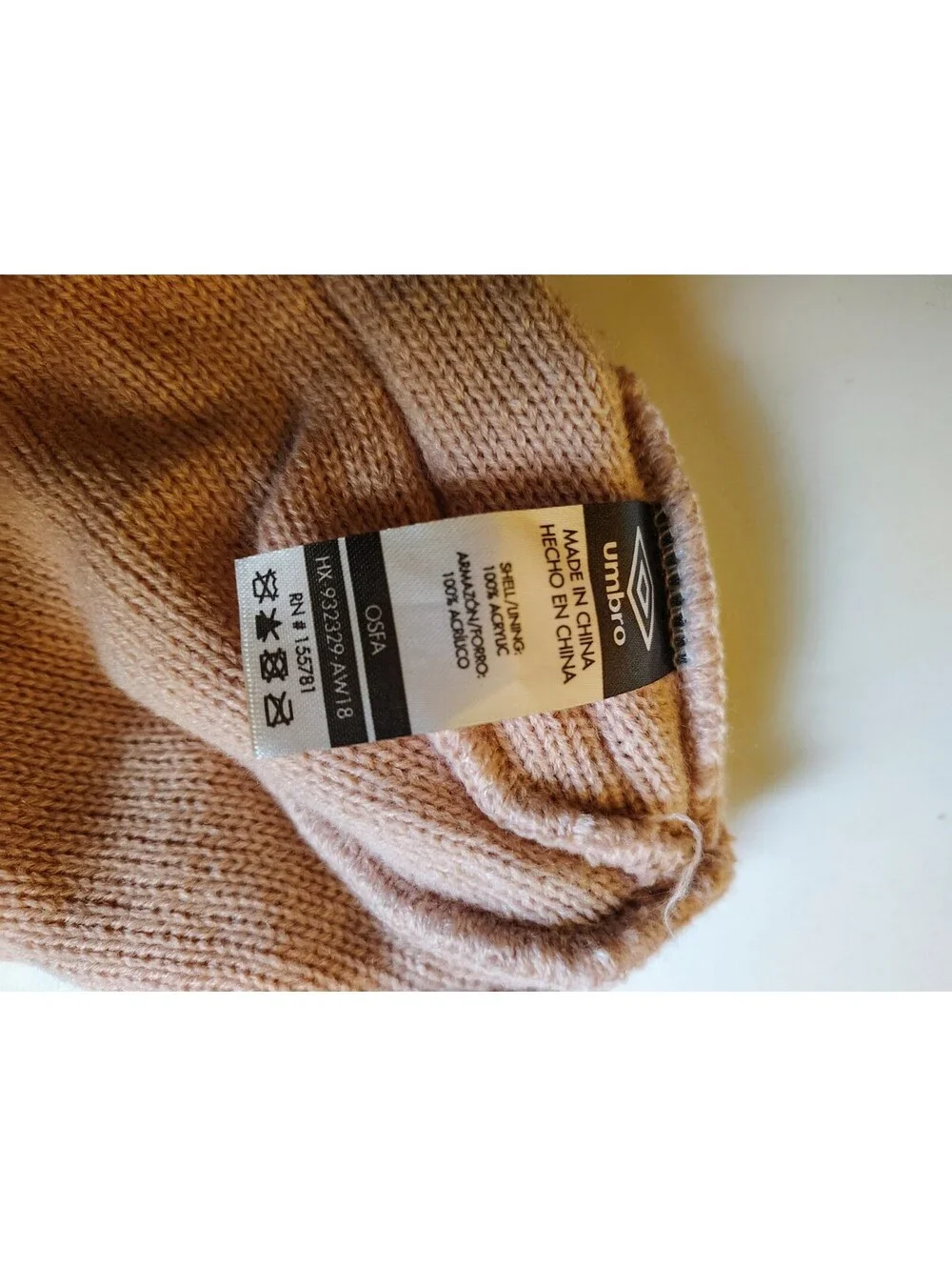 Umbro Knit Beanie Hat Unisex OSFA Dusty Pink Basketweave Sportswear Winter Cap